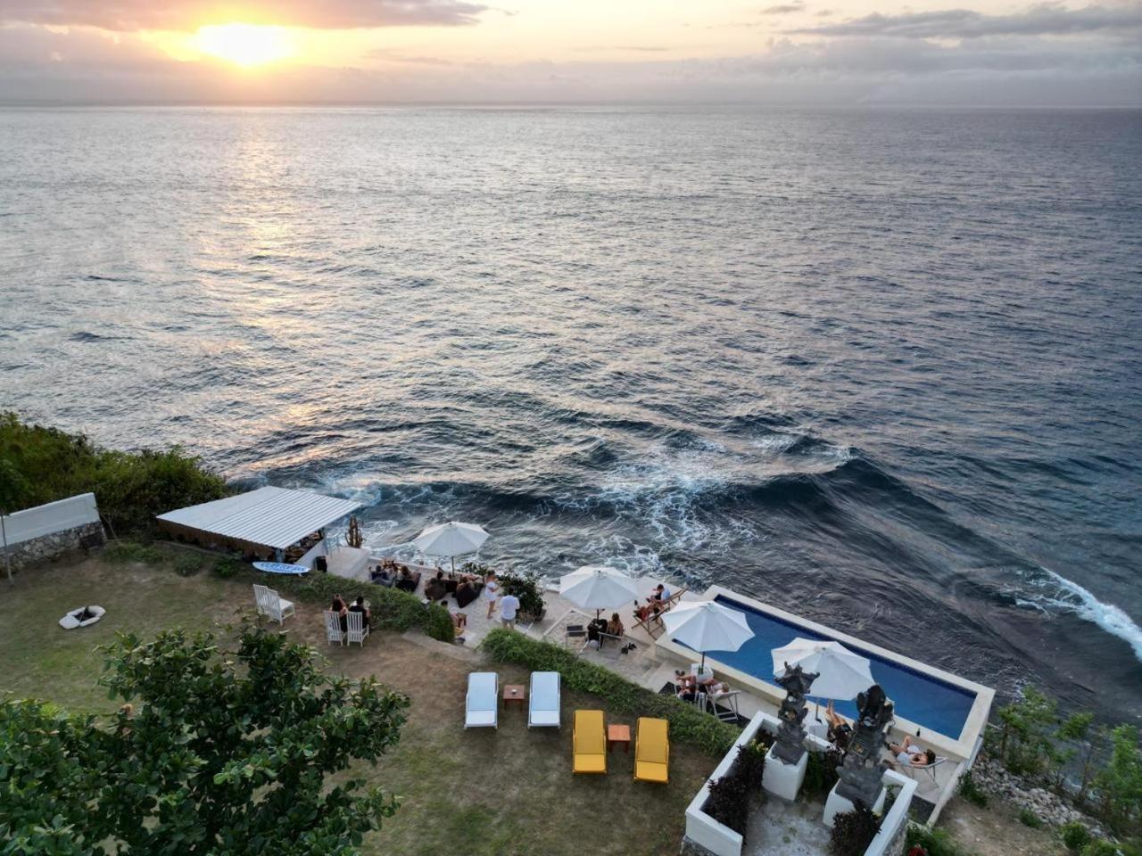 The Edge Lembongan Villa Exterior foto